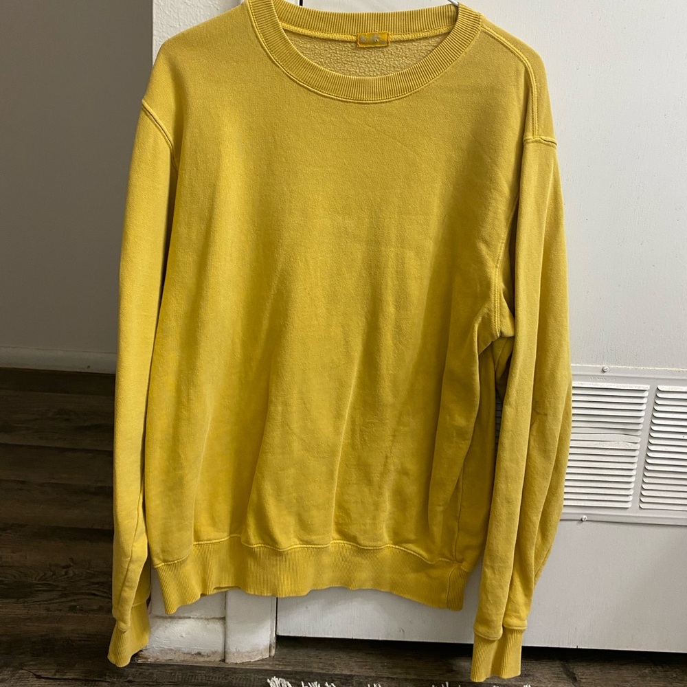 Yellow vintage pull over one size